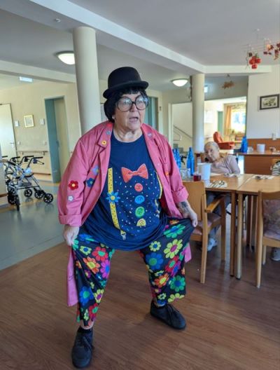 Clown Beppo in Pluderhose
