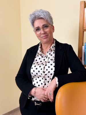 Frau Karen Reisinger